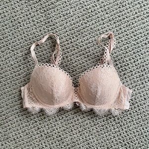Victoria’s Secret bra